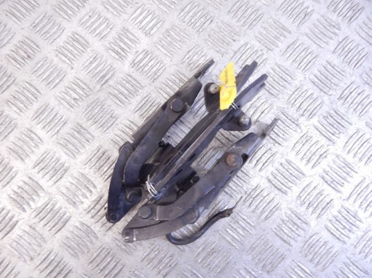 Петля капота BMW X5-series (E53) 41 61 8 402 174