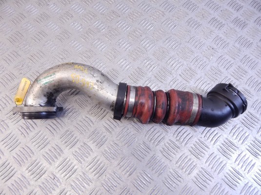 Патрубок интеркулера BMW 7-series (E65/66) 11 61 7 796 299