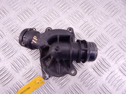 Корпус термостата LAND-ROVER RANGE ROVER(2002-2005) 11 51 2 354 056 Корпус термостата LAND-ROVER RANGE ROVER(2002-2005) 11 51 2 354 056