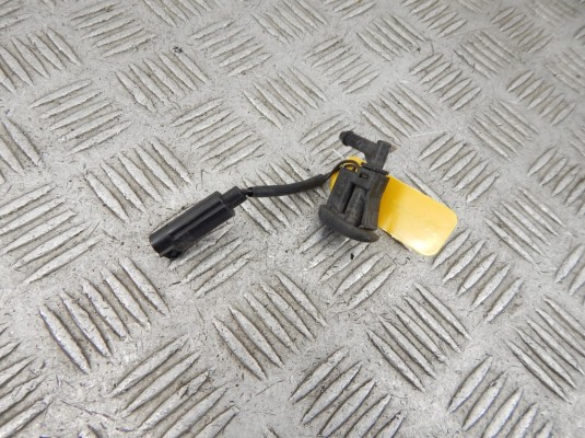 Форсунка омывателя BMW 1-series (E87) 61 66 7 110 851 Форсунка омывателя BMW 1-series (E87) 61 66 7 110 851