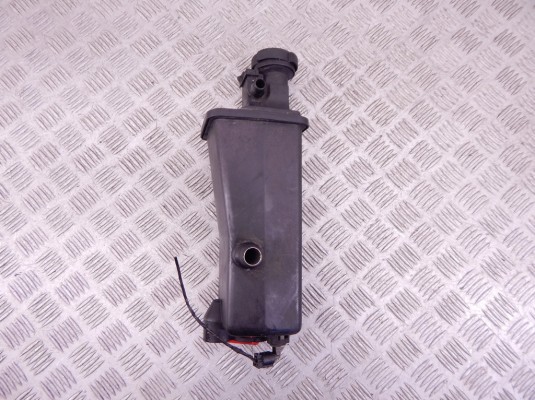 Бачок расширительный BMW 3-series (E46) Бачок расширительный BMW 3-series (E46)