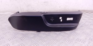 Накладка боковая на сиденье BMW 5-series (E39) 8207246 Накладка боковая на сиденье BMW 5-series (E39) 8207246