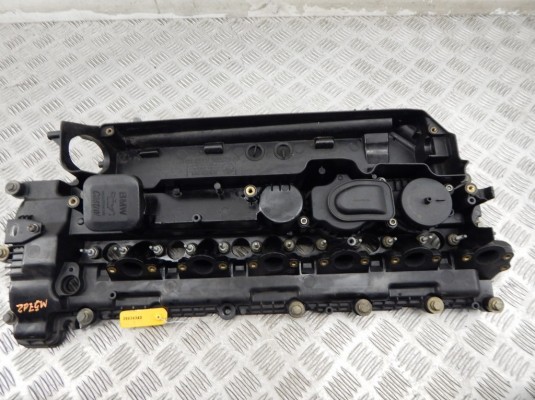 Клапанная крышка BMW 5-series (E60/61) 11 12 7 789 395 Клапанная крышка BMW 5-series (E60/61) 11 12 7 789 395