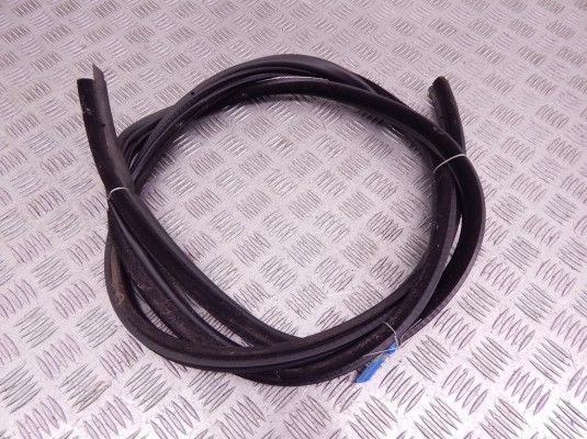 Уплотнитель BMW 3-series (E46) 51 72 8 194 681