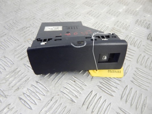 Кнопка стеклоподъемника BMW X5-series (E53)