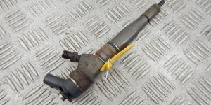 Форсунка BMW 1-series (E87) 13 53 7 794 435