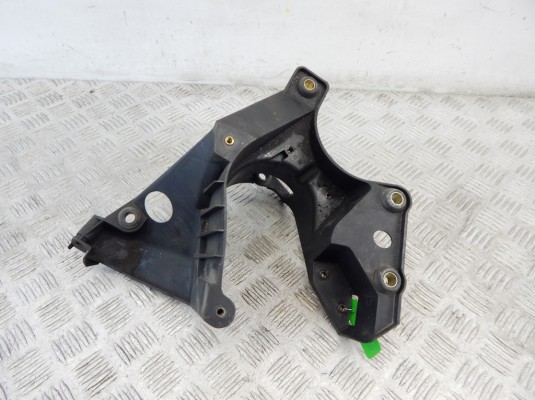 Кронштейн BMW X5-series (E53) 51 71 8 250 435