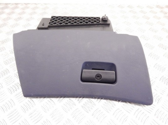 Бардачок BMW 5-series (E39) 51 16 7 143 322