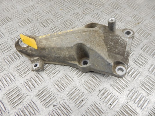 Кронштейн двигателя BMW 1-series (E87) 22 11 6 760 307