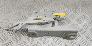 Петля капота левая BMW 3-series (F30/31) 7336699 Петля капота левая BMW 3-series (F30/31) 7336699