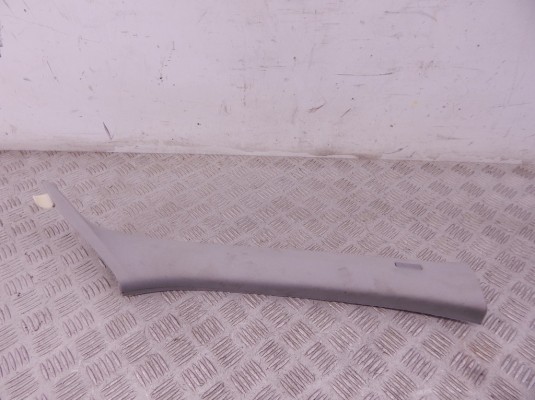 Обшивка стойки передней правой BMW 5-series (E60/61) 51 43 7 027 086