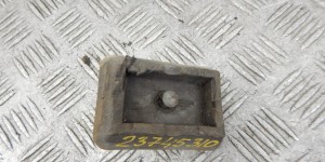 Опора под домкрат (поддомкратная подушка) BMW 5-series (E39) 51 71 7 001 650