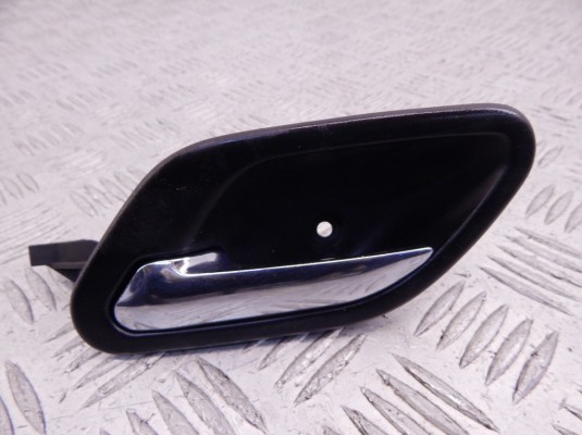 Ручка внутренняя передняя левая BMW 5-series (E39) 51 21 8 125 513