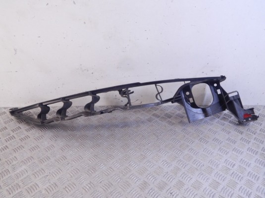 Кронштейн крепления крыла переднего правого BMW X5-series (E70) 51 65 7 157 990