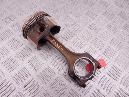 Поршень BMW 3-series (E36) 11 25 1 437 176 Поршень BMW 3-series (E36) 11 25 1 437 176