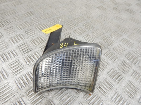 Поворотник левый BMW 5-series (E34) 82 19 9 404 275