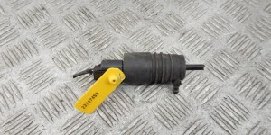 Насос (моторчик) омывателя стекла BMW 5-series (E39) Насос (моторчик) омывателя стекла BMW 5-series (E39)