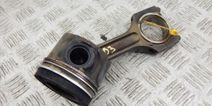 Поршень BMW X3-series (E83) 11 25 7 792 745 Поршень BMW X3-series (E83) 11 25 7 792 745