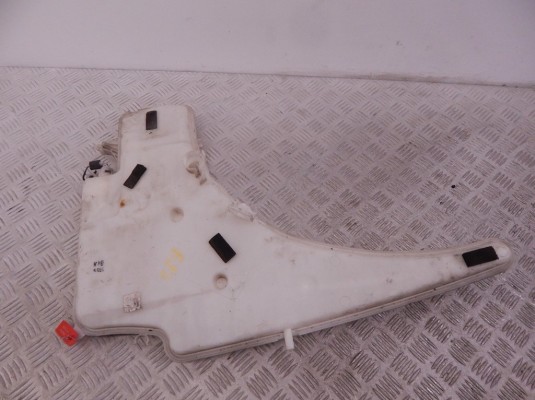 Бачок омывателя BMW 1-series (E87) 61 67 7 068 996