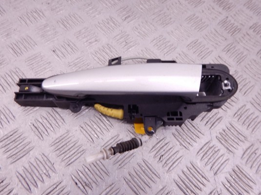 Ручка наружная передняя левая BMW 1-series (E87) 51 21 7 207 551