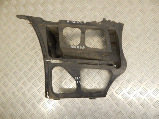 Кронштейн крепления бампера заднего BMW 3-series (E90/91/92) 51 12 7 127 715