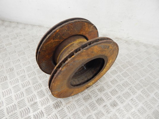 Диск тормозной передний BMW 5-series (E60/61) 34 11 6 864 059