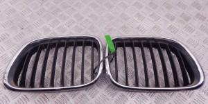 Решетка радиатора BMW X5-series (E53) 51 13 8 247 674