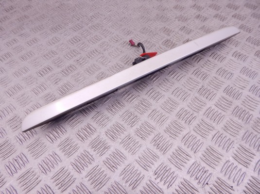 Подсветка номера BMW 5-series (E39) 51 13 8 185 790 Подсветка номера BMW 5-series (E39) 51 13 8 185 790