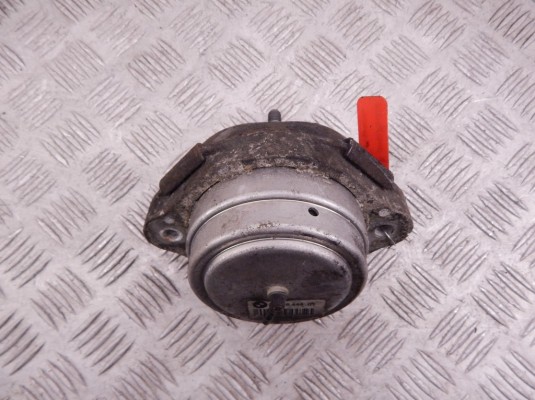Подушка крепления двигателя BMW X5-series (E53) 22 11 6 758 444