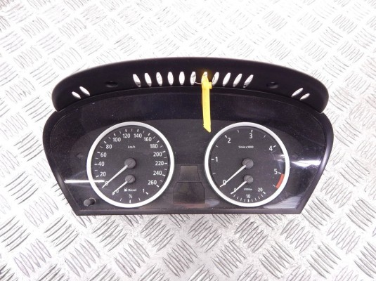 Щиток приборов (приборная панель) BMW 5-series (E60/61) 62 11 6 958 600