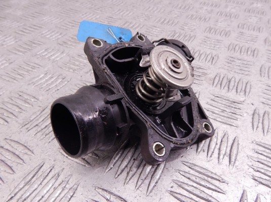 Корпус термостата BMW X5-series (E53) 11 51 2 354 056