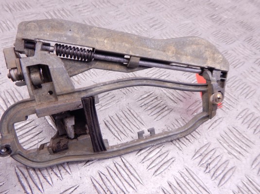 Скелет ручки наружной задней правой BMW X5-series (E53) 51 21 8 243 616 Скелет ручки наружной задней правой BMW X5-series (E53) 51 21 8 243 616