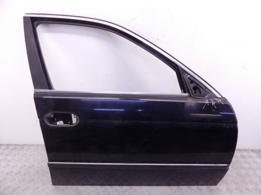 Дверь передняя правая BMW 5-series (E39) 41 51 8 216 818