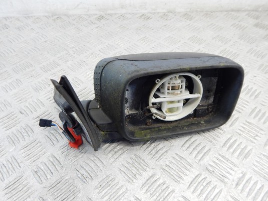 Зеркало наружное правое BMW 3-series (E36) 51 16 8 144 406