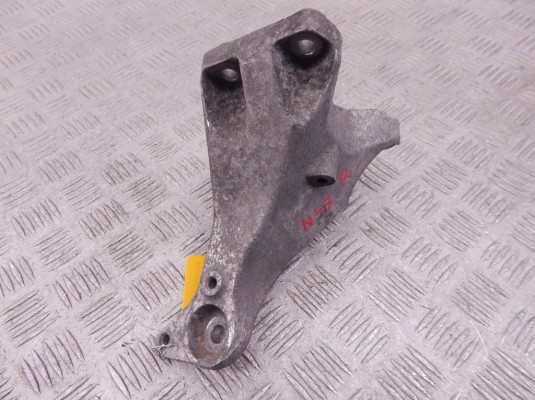 Кронштейн двигателя BMW 3-series (E90/91/92) 22 11 6 781 916