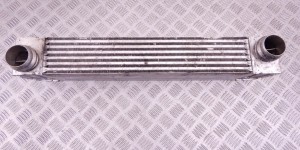 Интеркулер BMW 5-series (E60/61) 17 51 7 787 446 Интеркулер BMW 5-series (E60/61) 17 51 7 787 446