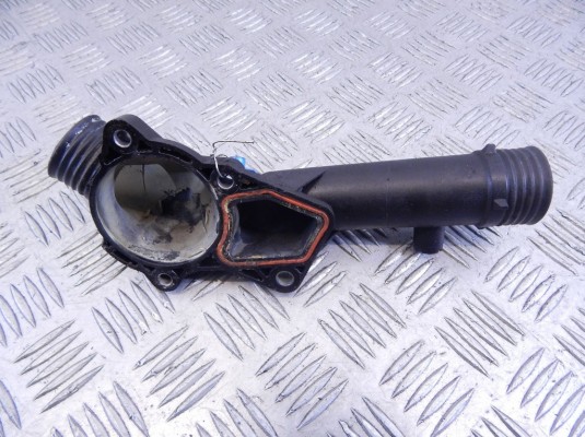Корпус термостата BMW 5-series (E39) 11 53 1 740 478