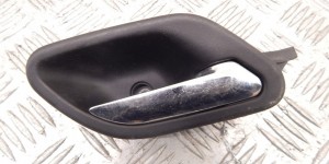 Ручка внутренняя передняя правая BMW 7-series (E38) 51 21 8 125 514