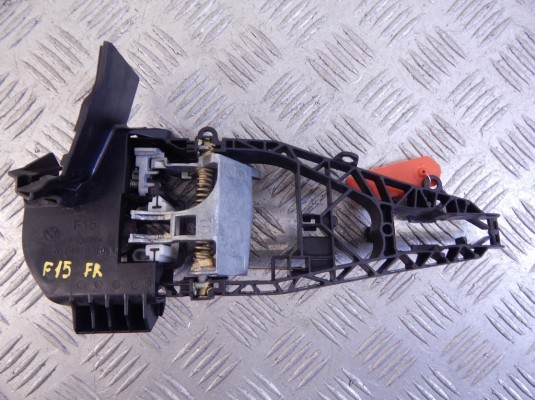Скелет ручки наружной передней правой BMW X5-series (F15) 51 21 7 304 804