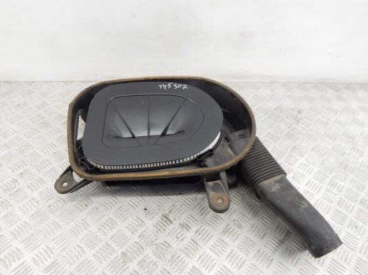 Корпус воздушного фильтра BMW X3-series (F25) 13 71 7 811 027