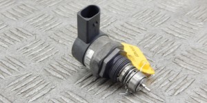 Датчик давления топлива BMW 3-series (F30/31) 13 53 7 805 734 Датчик давления топлива BMW 3-series (F30/31) 13 53 7 805 734