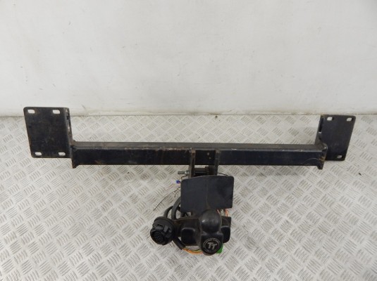 Прицепное устройство (фаркоп) BMW X6-series (E71) Прицепное устройство (фаркоп) BMW X6-series (E71)