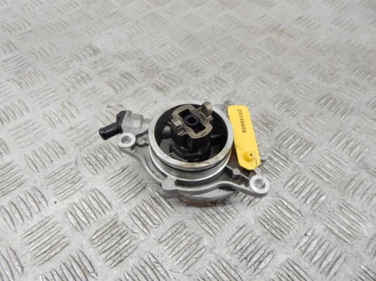 Насос вакуумный BMW 5-series (E60/61) 11 66 7 791 232 Насос вакуумный BMW 5-series (E60/61) 11 66 7 791 232