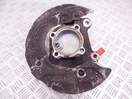 Ступица передняя левая BMW 1-series (E87) 31 21 6 764 443