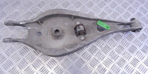 Рычаг задний правый BMW 3-series (E46) 33 32 6 781 626