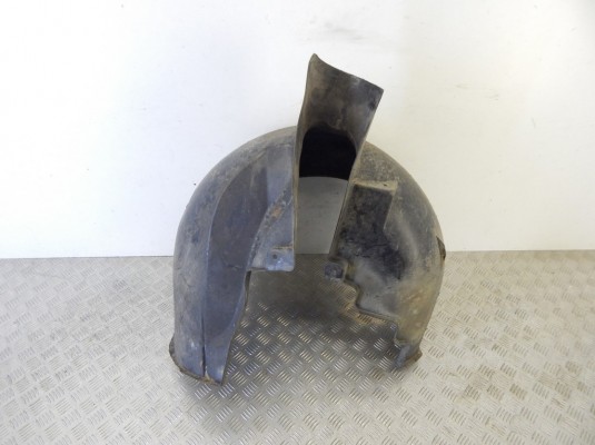 Защита арок задняя левая (подкрылок) BMW 5-series (E39) 51 71 8 172 462 Защита арок задняя левая (подкрылок) BMW 5-series (E39) 51 71 8 172 462