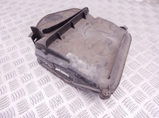 Корпус салонного фильтра BMW 5-series (F10/11) 64 11 9 216 223 Корпус салонного фильтра BMW 5-series (F10/11) 64 11 9 216 223