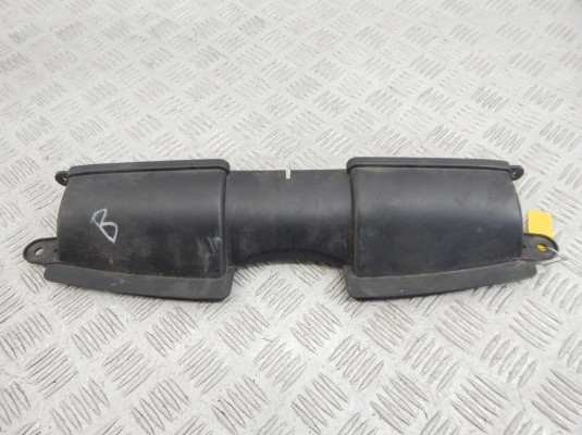Воздухозаборник BMW 3-series (E90/91/92) 13 71 7 541 738