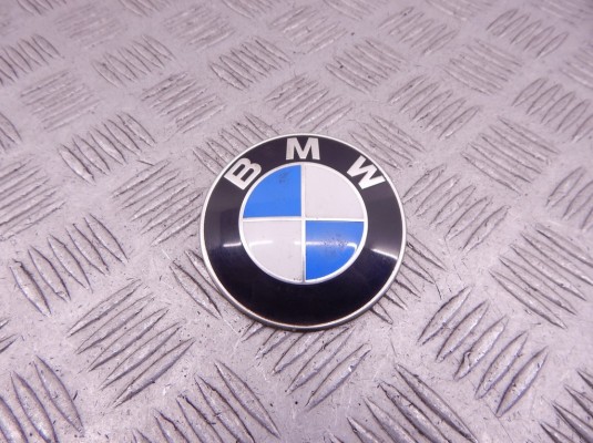 Эмблема BMW 3-series (E46) 51 14 8 132 375 Эмблема BMW 3-series (E46) 51 14 8 132 375
