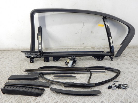 Шторка двери BMW 7-series (F01/02) 51 35 9 168 846